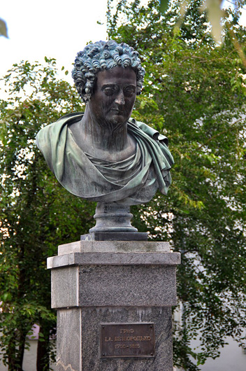 Image - Illia Bezborodko (bust in front of Nizhyn State University).